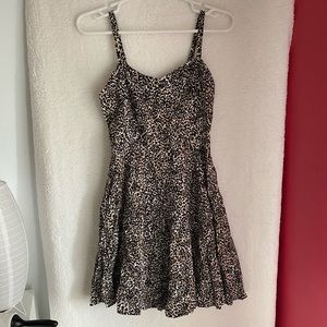 ✨LEOPARD PRINT OLD NAVY DRESS✨